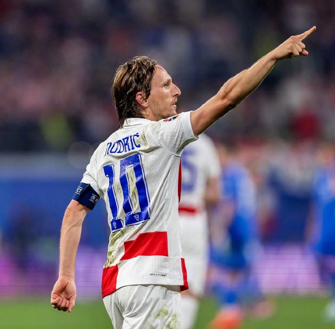 罗马诺：确认阿森纳在接触法国U21国脚后卫雅凯